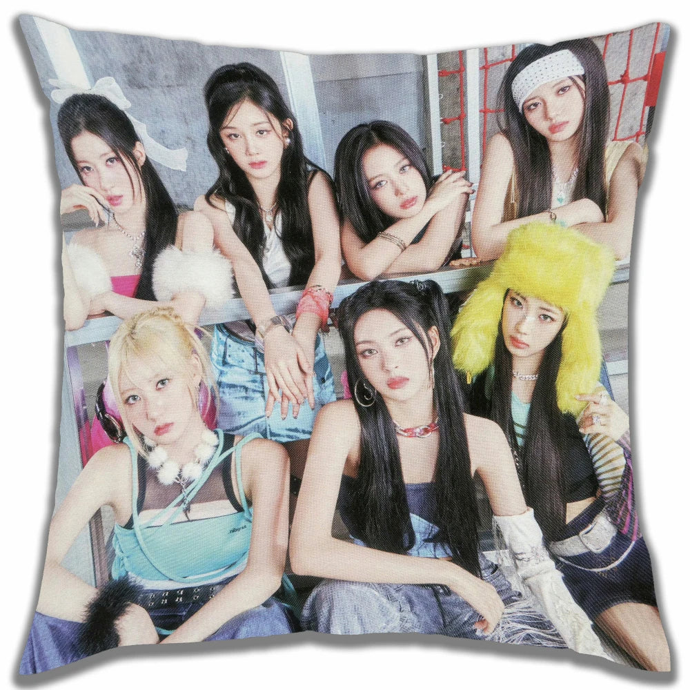 Housse de Coussin Babymonster