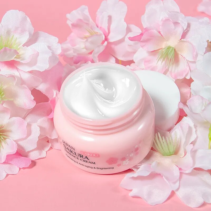 Crème de Nuit Sakura