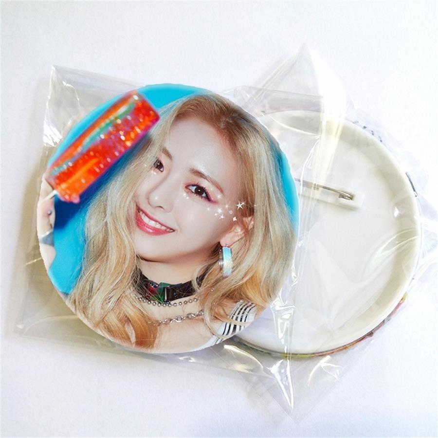 Badge ITZY // KPOP - BEST KPOP SHOP