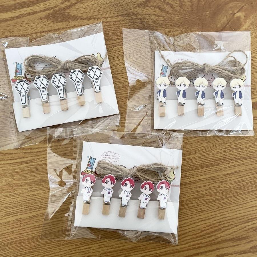 Petites pinces pour accrocher des Photocards en forme BTS/ BLACKPINK/ EXO/ GOT7/ TWICE/ TXT/ IZONE/ NCT - BEST KPOP SHOP