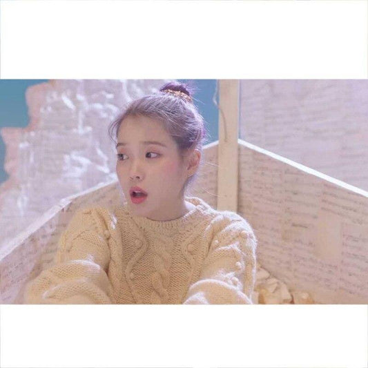 Pull Retro IU - BEST KPOP SHOP