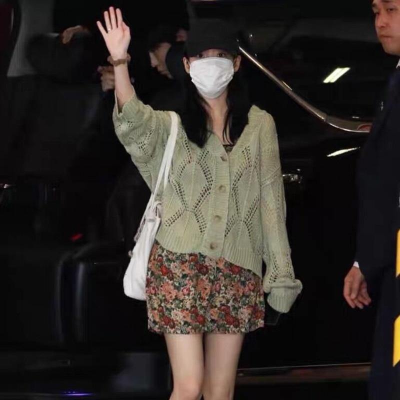 Robe avec gilet IU - BEST KPOP SHOP